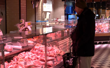 Супермаркет, мясо. Фото: скрин youtube