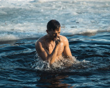 Витівки московських попів на Водохреща дістали навіть росіян: мережа кипить