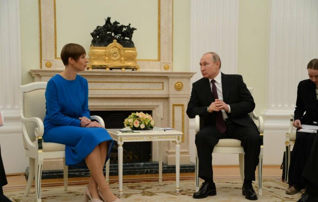 Президент Эстонии мощно поддержала Украину: крымское шампанское от Путина отправилось обратно