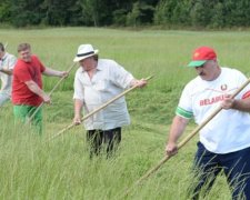 Депардье научился косить у президента Беларуси