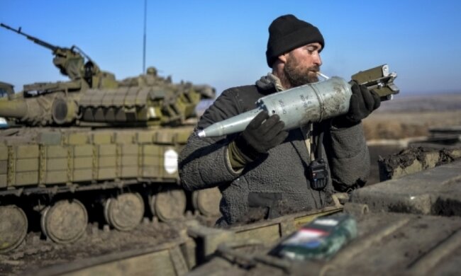 Боевики на танках атакуют Широкино