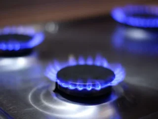 Газовая плита и счет за техобслуживание