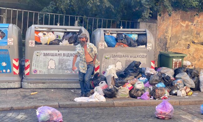 Сміття у Львові / фото: Facebook