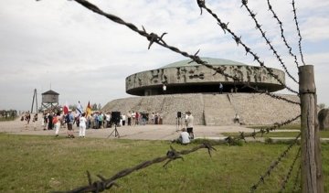 Двое украинцев "назиговали" в Польше на 10 месяцев тюрьмы