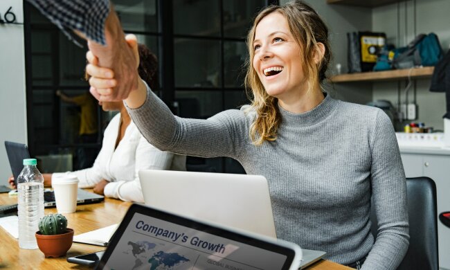 Лучшие анекдоты на субботу 22 февраля – смеха много не бывает