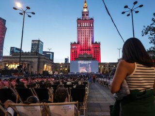 Кінотеатр просто неба біля PKiN у Варшаві, LOT Kino Letnie