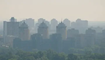Смог у Києві після атаки РФ