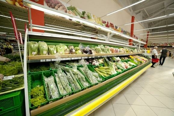 "Тарілка" для безхатьків: у супермаркетах Львова годуватимуть безкоштовно