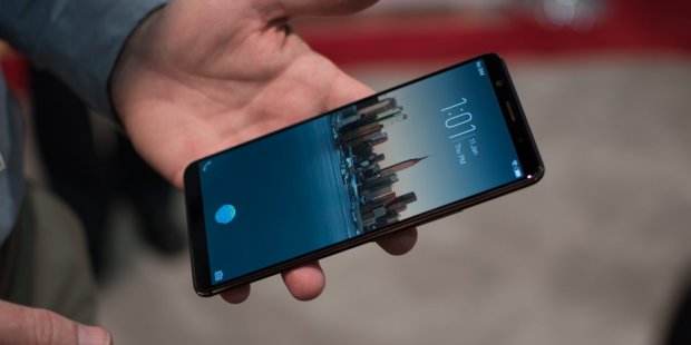 Глава Xiaomi представил новую технологию защиты для смартфонов: видео