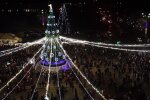 Новорічна ялинка, скріншот відео