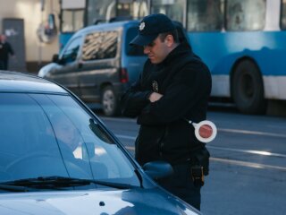 Штрафи для водіїв, фото: Вежа