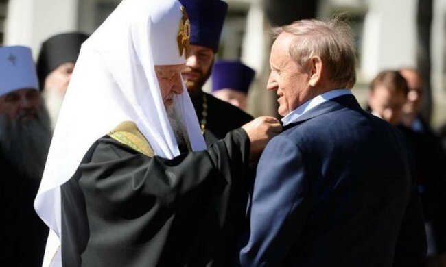 Богатейшему депутату Рады не хватило двух тысяч на проезд