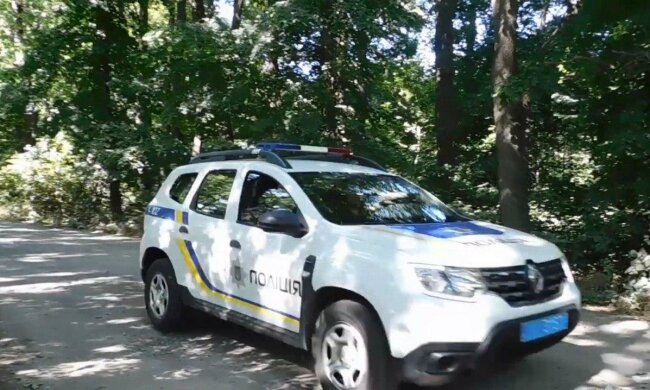 В Днепре пьяный отчим бросил ребенка в торговом центре: "Забыл, где оставил"