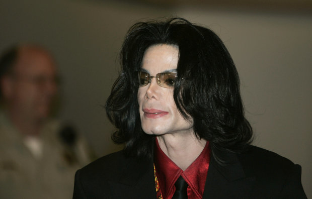 Жертви збочень Майкла Джексона виросли і заговорили: він був моїм богом, я був його обраним хлопчиком
