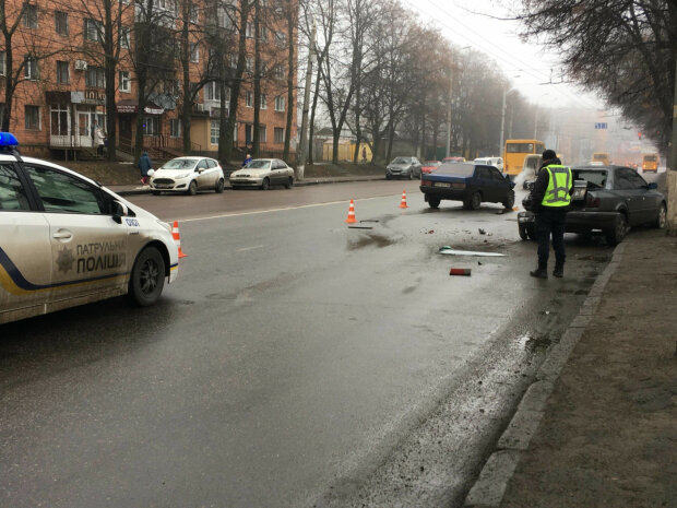 В Харькове мертвецки пьяный водитель снес толпу людей: жуткая авария "по схеме" Зайцевой попала на камеру