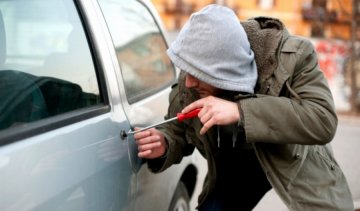 В столице за выходные зафиксировали более сотни ограблений