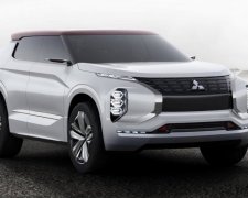 Mitsubishi создал внедорожник с тремя двигателями