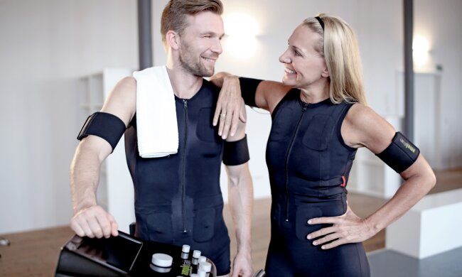 Быдло в погонах: волонтерка прокомментировала драку между копами и ветеранами
