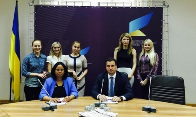 Украина получит $800 млн кредита от Всемирного банка и Японии