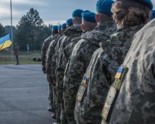 Сумнівна мотивація: влада вигадала, як заманити українців до армії