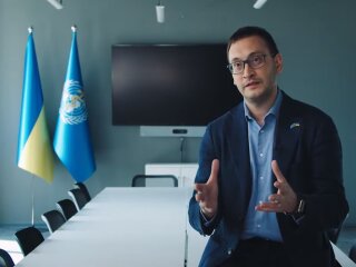 Докор Ярно Хабіхт, скріншот відео