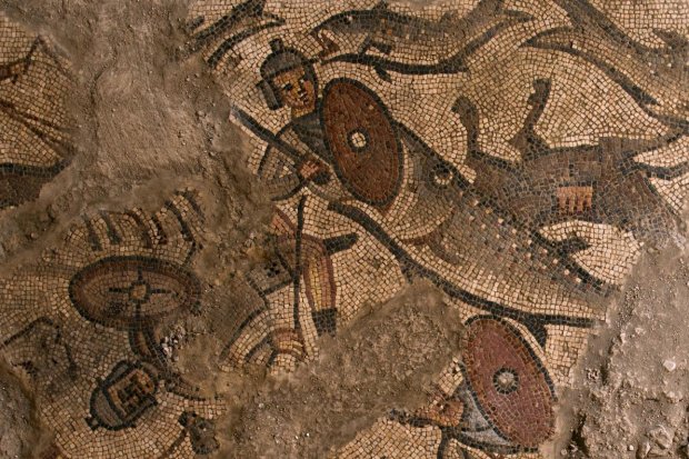 В руинах синагоги обнаружили мозаики с сюжетами из Ветхого Завета: миру показали уникальнейшие снимки