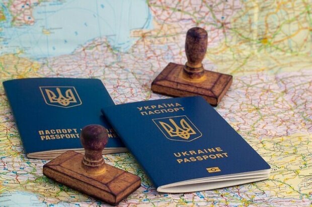 украинский паспорт, иллюстративное фото flickr.com