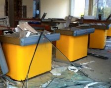 В "ДНР" розгромили супермаркет АТБ (фото)