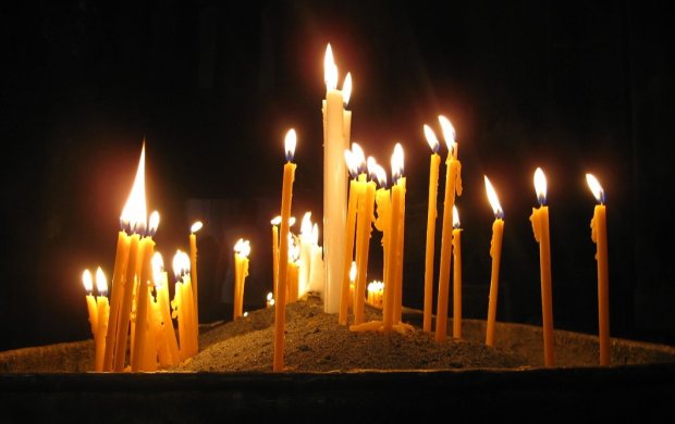 Траурные свечи