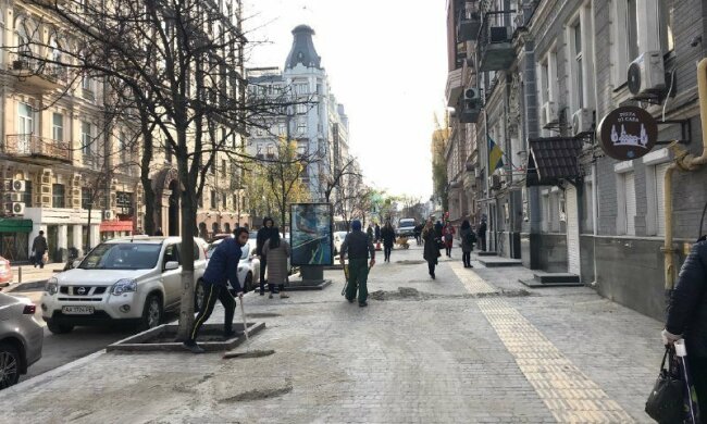 Кияни отримали "золоті" платіжки, комунальники ховають очі: "Це не ми"