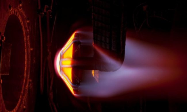 NASA проводить випробування теплового щита для космічних апаратів