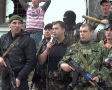 Гроші із присмаком крові: як російські лакеї Плотницького заробляють на війні