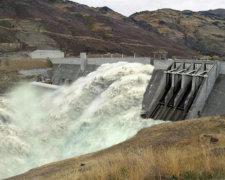 Село під Дніпром йде під воду, сотні людей можуть залишитися на вулиці: тривожні подробиці за крок від катастрофи