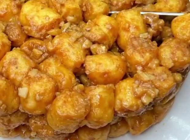Хрустящий тортик из кукурузных палочек за 15 минут: рецепт с которым вкусно и быстро