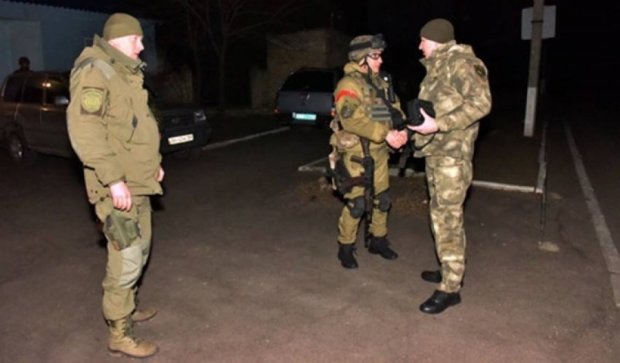 Из-за угрозы прорыва боевиков в Марьинку прибыло подкрепление