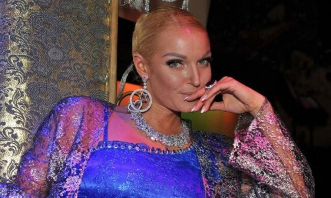 Волочкова перетворилася на хтиве лісове чудовисько: фото 18+