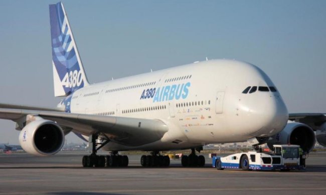 Airbus похвалився найбільшим у світі авіалайнером
