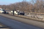 Під Харковом 4 авто влаштували місиво на слизькій трасі: є загиблі та поранені