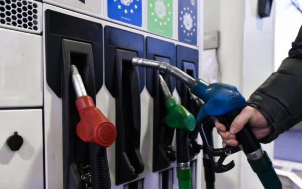 Космические цены на бензин: водители объявили бойкот АЗС