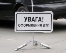 Столичная автоледи протаранила машину с пенсионерами
