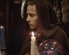 Відомий екстрасенс розповів про стосунки з церквою