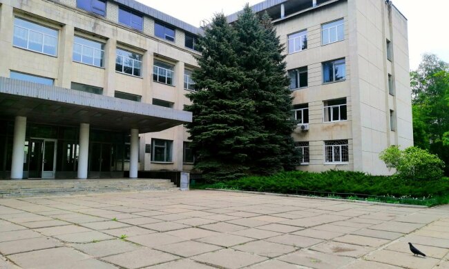 В Харькове накрыли обнаглевших амбалов: замахнулись на университет