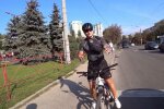 У Запоріжжі велосипедист потрапив на гроші через улюблену розвагу Кличка