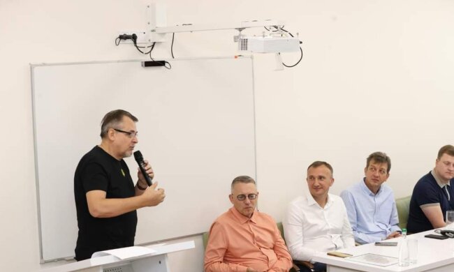 Олесь Доний принял участие во вручении Всеукраинской Литературной премии в Ирпене