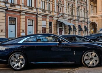 Електричний Rolls-Royce Spectre 2024. Фото: Top Car Odessa