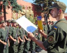 Контрактники брешуть, щоб не їхати в АТО