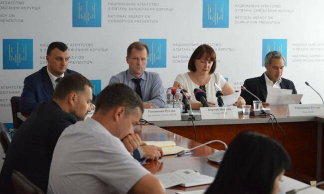 НАЗК б'є рекорди по неробству