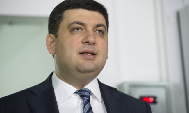 Видимо, лицо честное: Гройсман перепутал Монатика с политиком