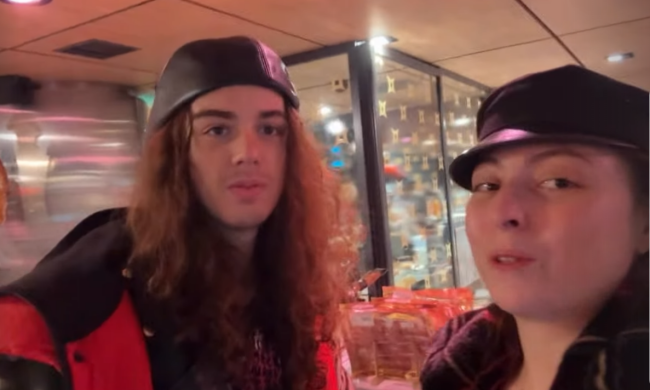 Маша Полякова и Эден, кадр с видео