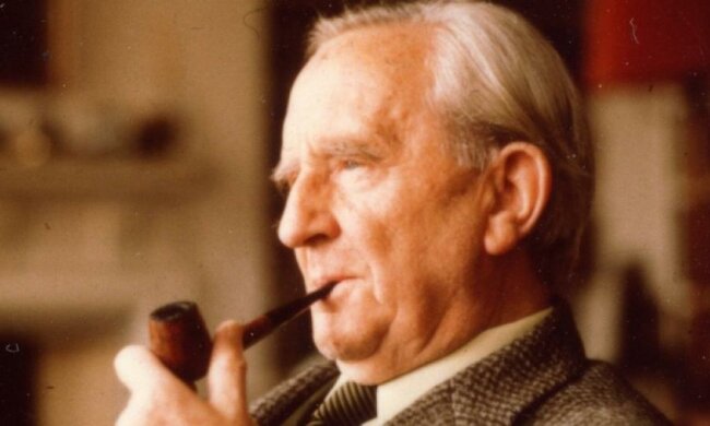 Знайдено два невідомих твори Толкіна